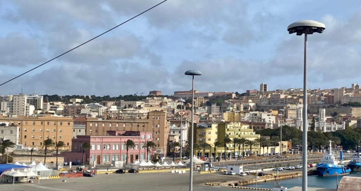 Affittacamere Aiosardegna Al Porto Cagliari Exterior foto